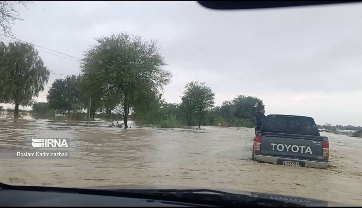 ۱۱ شهرستان‌ سیستان و بلوچستان در محاصره سیل