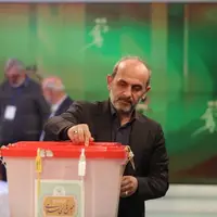 «پیمان جبلی» رئیس صدا و سیما پای صندوق رای
