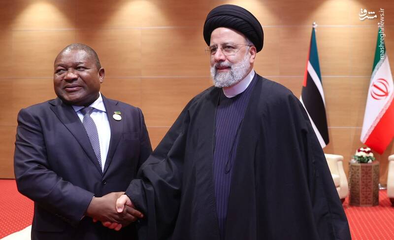 عکس/ دیدار روسای جمهور ایران و موزامبیک در الجزیره