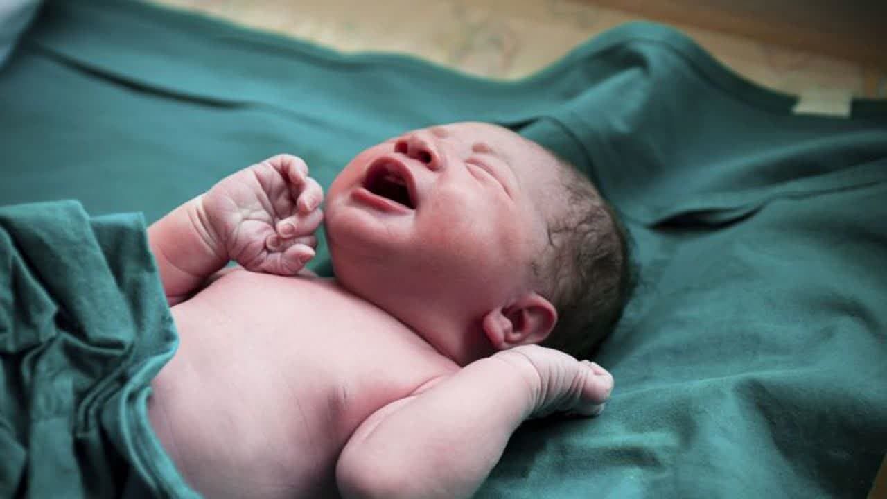 امدادگران جان ۲ مادر باردار را در مناطق سخت‌گذر دزفول نجات دادند