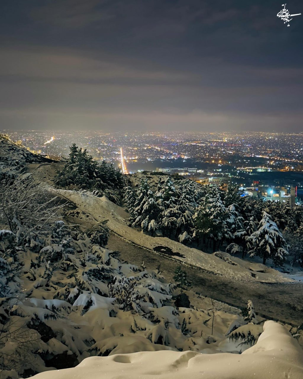 شگفتی زمستان از کوه صفه اصفهان