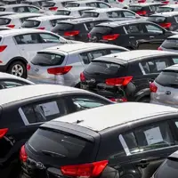پس از گذشت یک سال از پیش‌ فروش وارداتی‌ ها چند خودرو تحویل داده شد؟