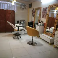 چهار آرایشگاه و «مزون لباس» در مشهد پلمب شدند