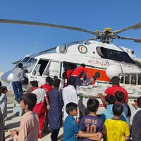 امدادرسانی هوایی به مناطق سیل‌زده در سیستان و بلوچستان