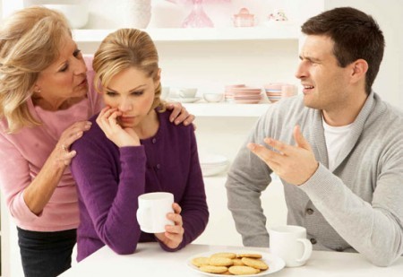 دلیل تفاوت رفتار همسر در خانواده خودش و خانواده شریک زندگی‌اش چیست؟