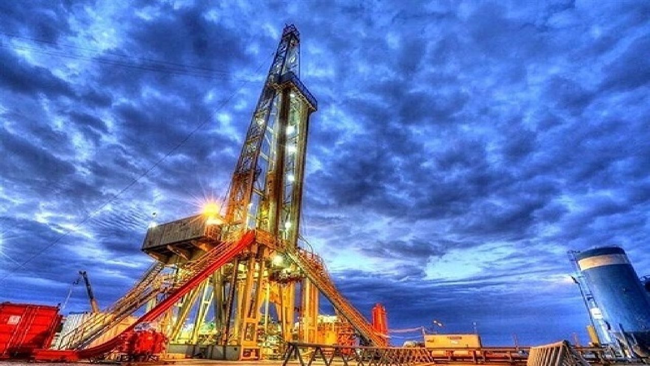 بهره‌برداری از اولین میدان نفتی تمام ایرانی در خوزستان