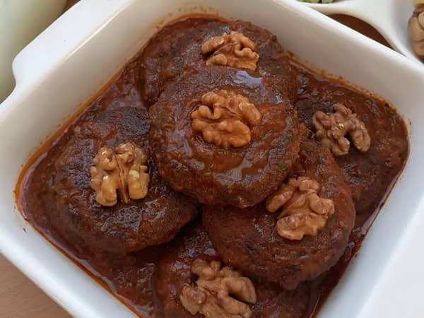 آغوز کوکو؛ بهترین روش برای تجربه یک غذای ایرانی ناب