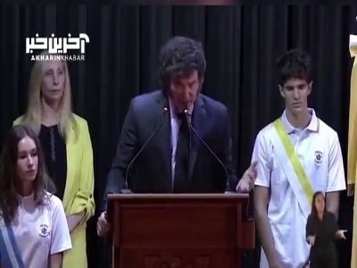لحظه بیهوش شدن یک دانش آموز کنار رئیس جمهور آرژانتین