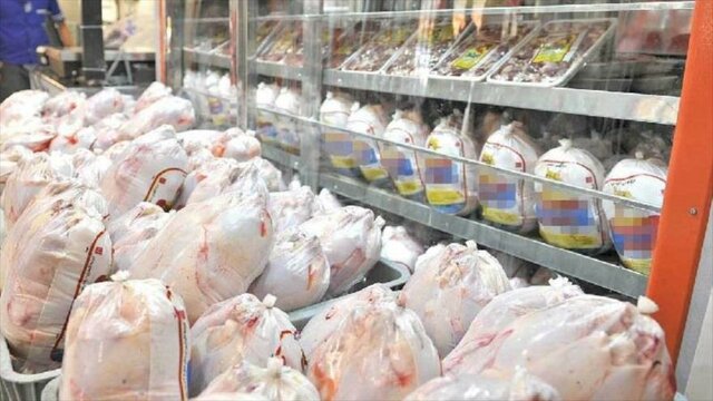 مقام وزارت جهاد کشاورزی: عرضه مرغ بالاتر از ۸۰ هزار تومان گرانفروشی است