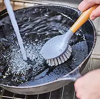 6 ترفند جالب‌ برای تمیزکردن وسایل در خانه‌تکانی