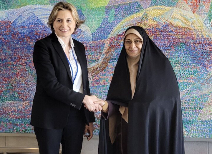 معاون رییسی در نیویورک با رییس کمیسیون ملی زنان لبنان دیدار کرد