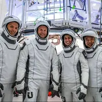 «یاسمین مقبلی» با فضانوردان مأموریت «کرو-٧» ناسا به زمین برگشت