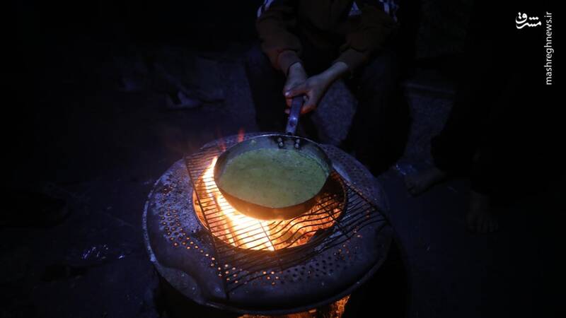 عکس/ سحری یک خانواده فلسطینی در شمال غزه