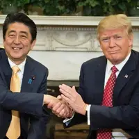 خاطرات بولتون: اولین نشانه‌های ماموریت ترامپ برای نخست وزیر ژاپن در مورد ایران
