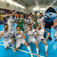 تیم ملی فوتسال ناشنوایان در غیاب مسولان وزارت ورزش وارد ایران شدند