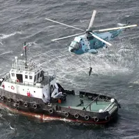 اجرای عملیات آزادسازی کشتی ربوده شده توسط دزدان دریایی 