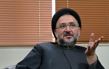 نظر رئیس دولت اصلاحات درباره تغییر قانون اساسی به روایت ابطحی