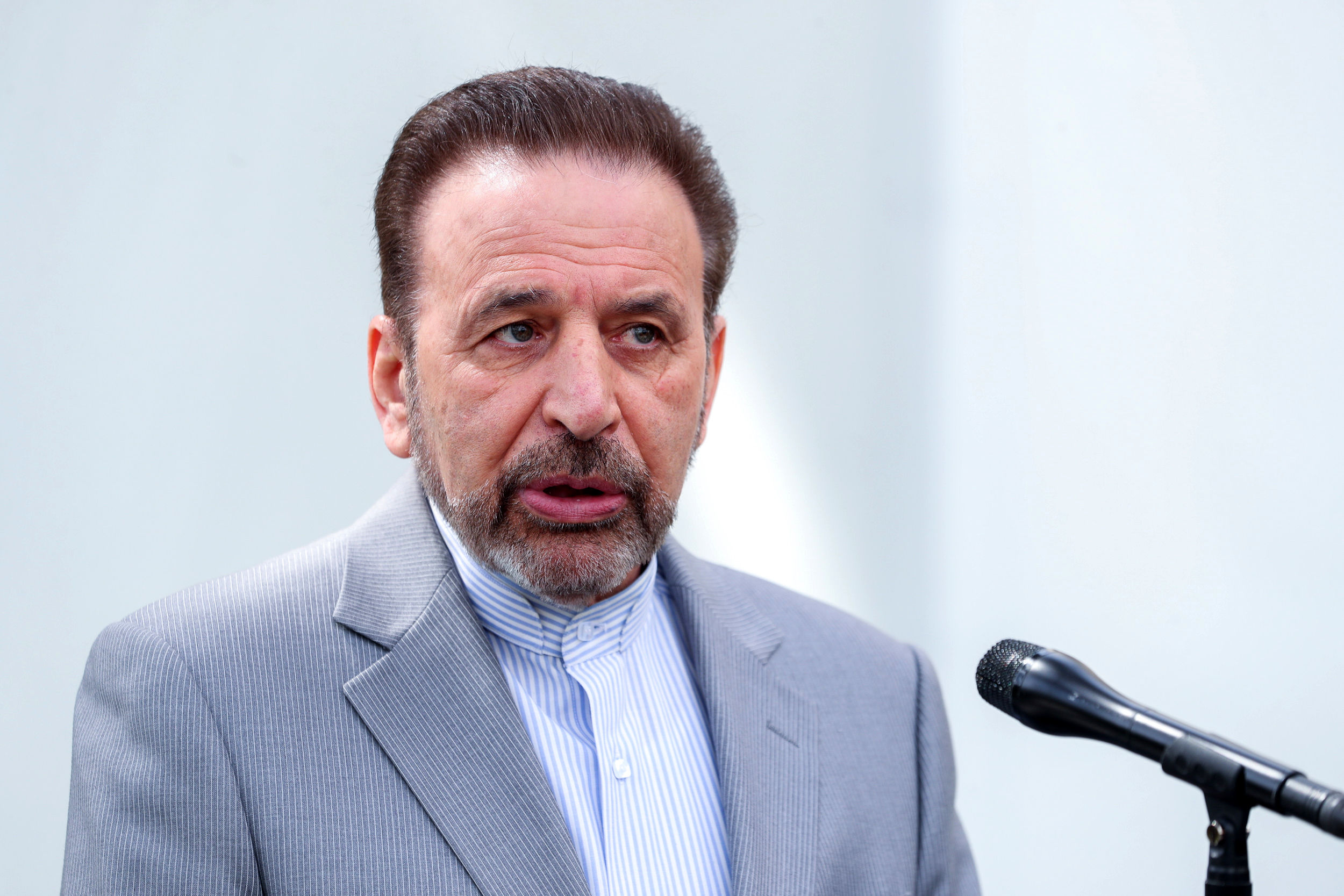 واکنش واعظی به اظهارات سخنگوی شورای نگهبان درباره ردصلاحیت روحانی