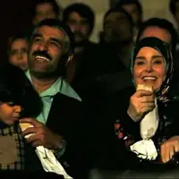 روایت زیرخاکی از پخش فیلم برای مردم در مساجد  
