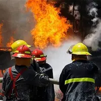 آتش‌سوزی در میدان ولیعصر(عج) تهران؛ نجات دوقلوی ۶ ماهه توسط آتش‌نشانان