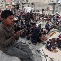 صداهایی از غزه؛ خانواده‌هایی که مجبورند بر روی آوار خانه‌های خود افطار کنند