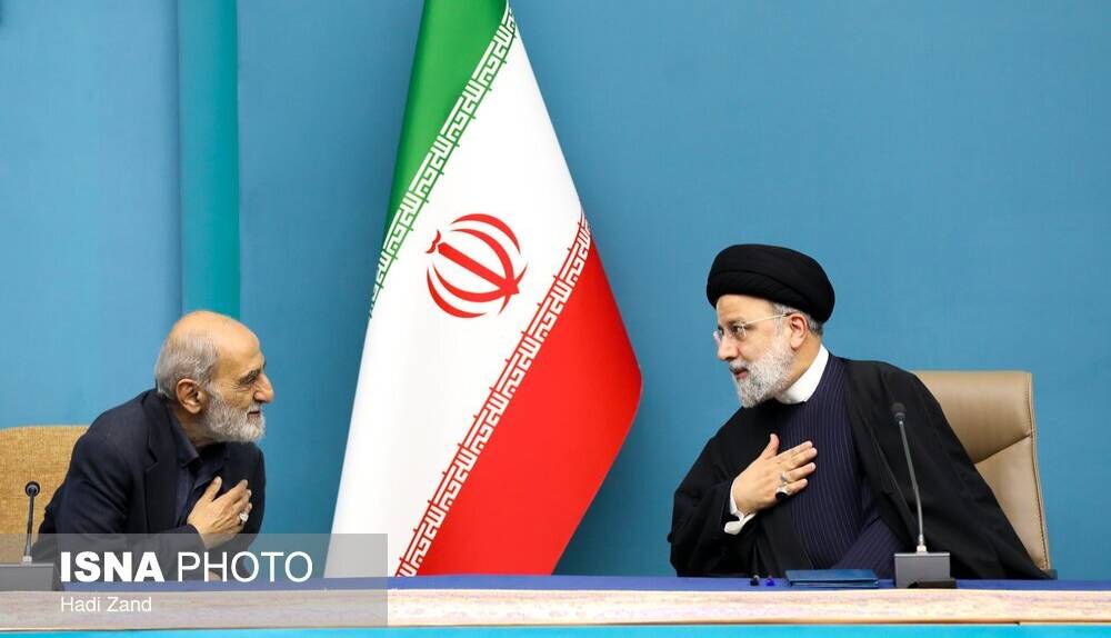 واکنش کیهان به انتقاد «هم‌میهن» از دولت رئیسی: وقیح و بی‌انصافید