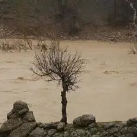 سیلاب راه ارتباطی تعدادی از روستاهای کوهرنگ را مسدود کرد