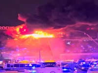 ویدئویی از ریزش سقف سالن محل حمله تروریستی در مسکو