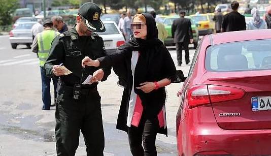 ادعای نماینده مجلس: تمام ارکان نظام برای جریمه بی حجابی به جمع‌بندی رسیدند