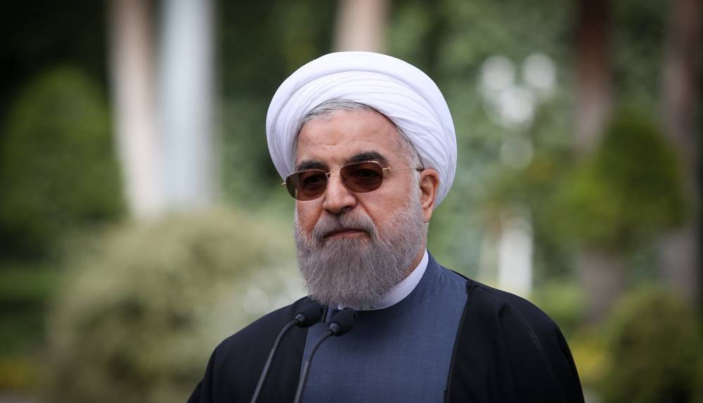 کیهان: دوستان آقای روحانی یا هواداران ترامپ؟