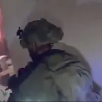 لحظه گرفتار شدن سربازان اسرائیلی در کمین رزمندگان فلسطینی