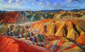 رنگین‌کمانی زیبا با قدمت ۱۵ میلیون سال در شمال شرقی تبریز