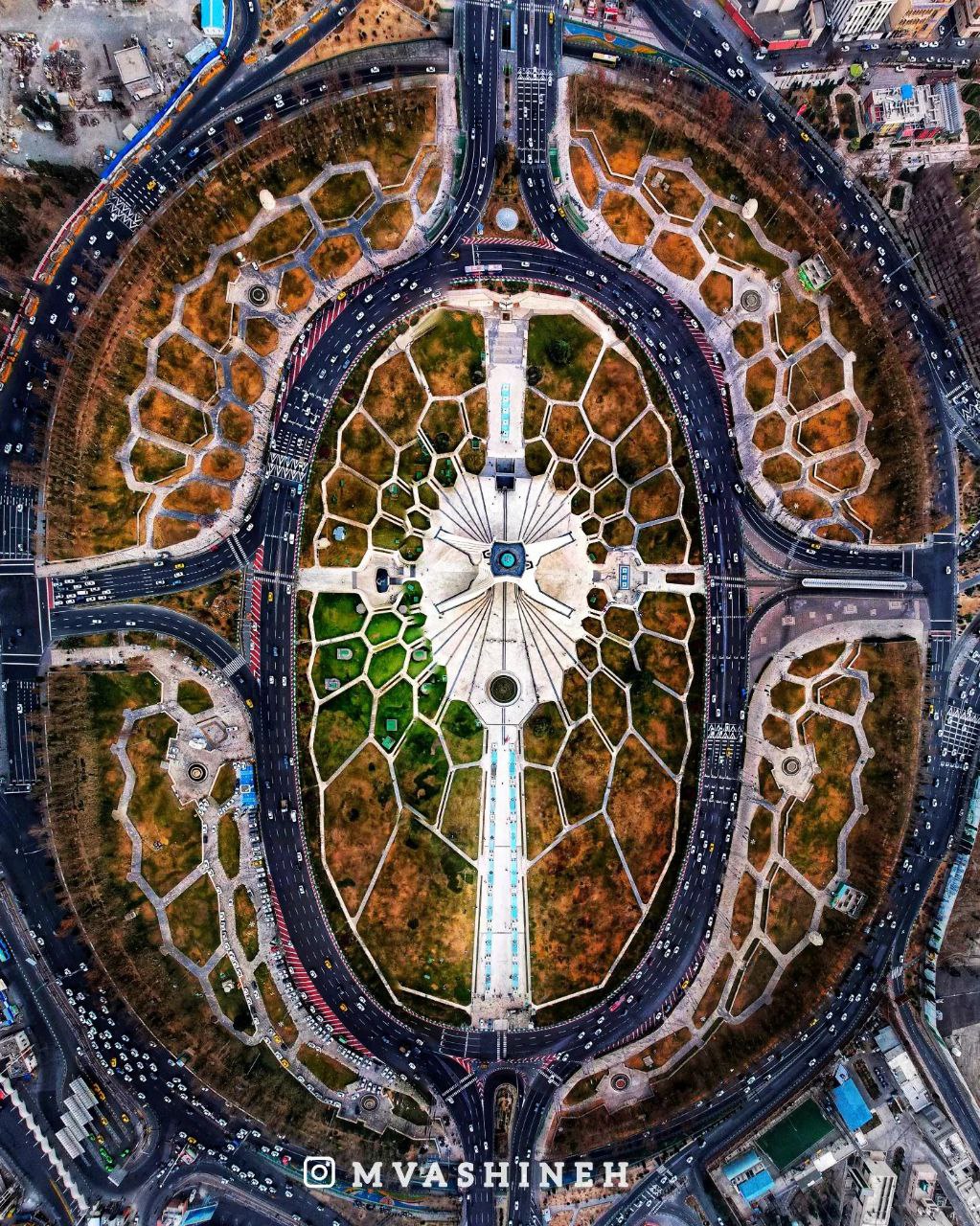 ‏برج آزادی، نماد باشکوه تهران  