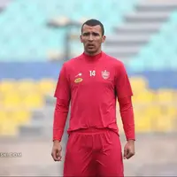 نبیل باهویی: ایران باشم فقط پیراهن پرسپولیس را می‌پوشم