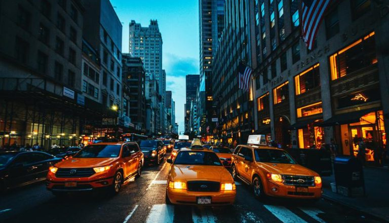 صدور مجوز آزمایش تاکسی‌های رباتیک در نیویورک