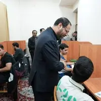 وزیر آموزش‌وپرورش با دانش‌آموزان معتکف علمی در مشهد دیدار کرد