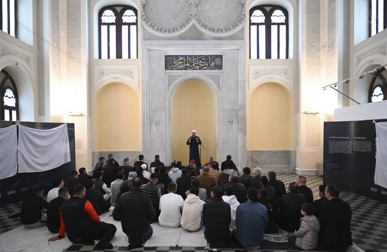 اولین نماز عید فطر مسلمانان شهر «تسالونیکی» یونان پس از ۱۰۰ سال انتظار