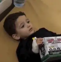 کمپین توزیع اسباب‌بازی و خوراکی برای شاد کردن کودکان مجروح غزه