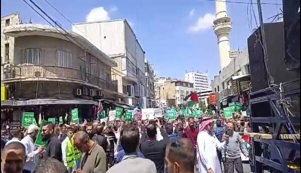 تظاهرات پرشور مردم اردن در حمایت از مقاومت فلسطین