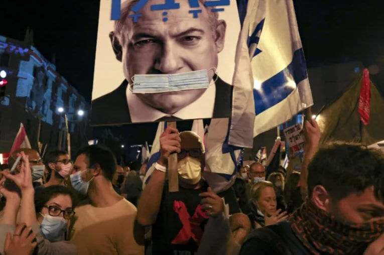 تظاهرات در تل‌آویو با شعار «الان توافق کن» جهت مطالبه تبادل سریعتر اسیران