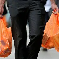 ممنوعیت عرضه رایگان کیسه‌های پلاستیکی در فروشگاه‌های زنجیره‌ای از هفته زمین پاک