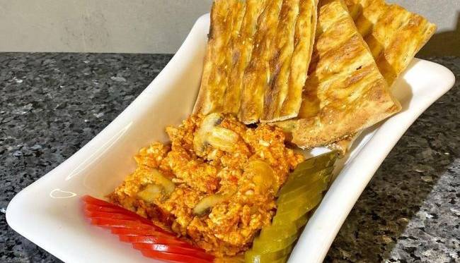 طرز تهیه املت قارچ با رب