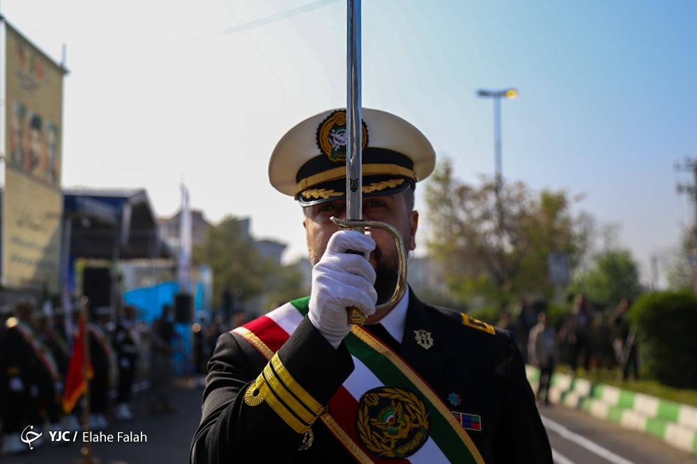 عکس/ مراسم رژه روز ارتش جمهوری اسلامی ایران در رشت