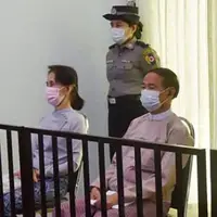 «آنگ سان سوچی» از زندان به حبس خانگی منتقل شد