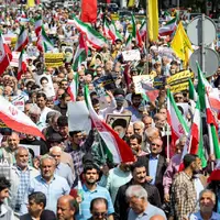 راهپیمایی تهرانی‌ها در حمایت از عملیات «وعده صادق»