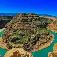 دره خزینه یکی از دره‌های زیبا و شگفت‌انگیز استان لرستان