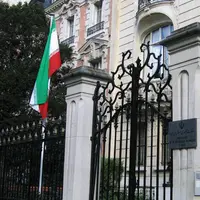 دانشجو: حادثه امنیتی سفارت ایران در پاریس پایان یافت