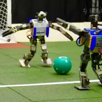 ربات‌های دوپا گوگل به‌لطف هوش مصنوعی، حالا سریع‌تر و قدرتمندتر از قبل فوتبال بازی می‌کنند