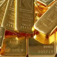 طلای جهانی از رکورد فاصله می‌گیرد؟