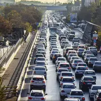 ترافیک سنگین در بزرگراه‌ها و هسته مرکزی شهر مشهد